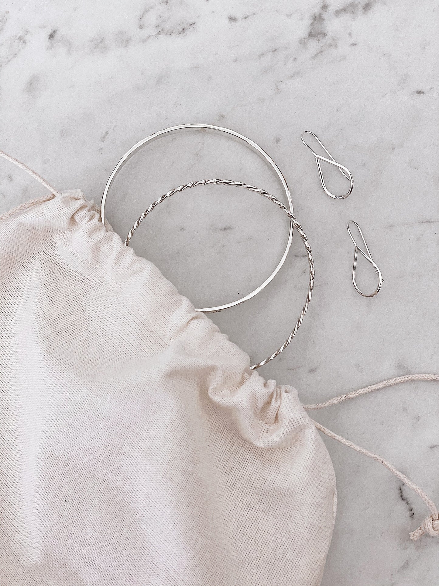 Thin Polished Bangle