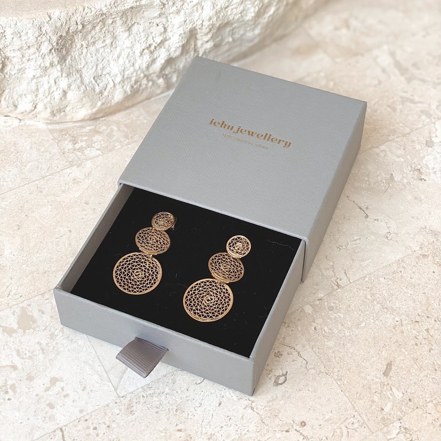 Oriental Earrings, Gold