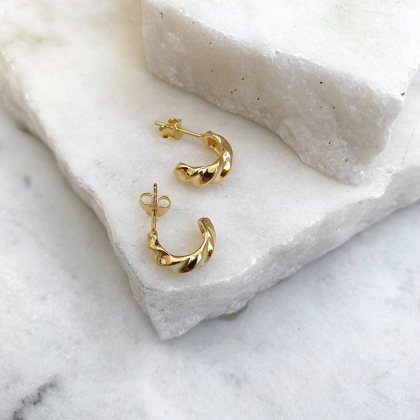 Curved Mini Hoops, Gold