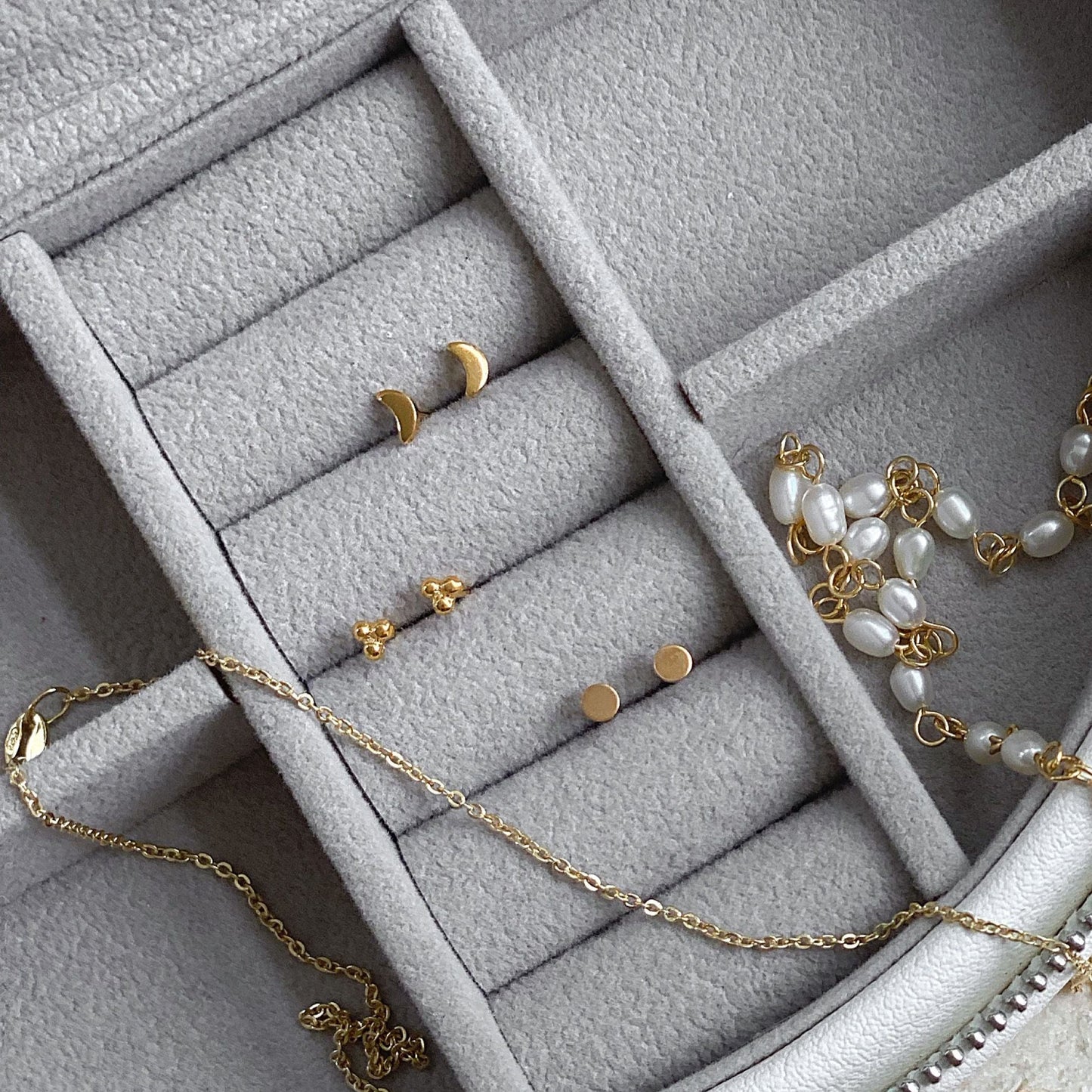 Mini Trio Studs Gold