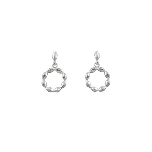 Detailed Circle Drop Earrings